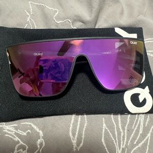 Quay Australia Nightfall black frame pink mirror sunglasses